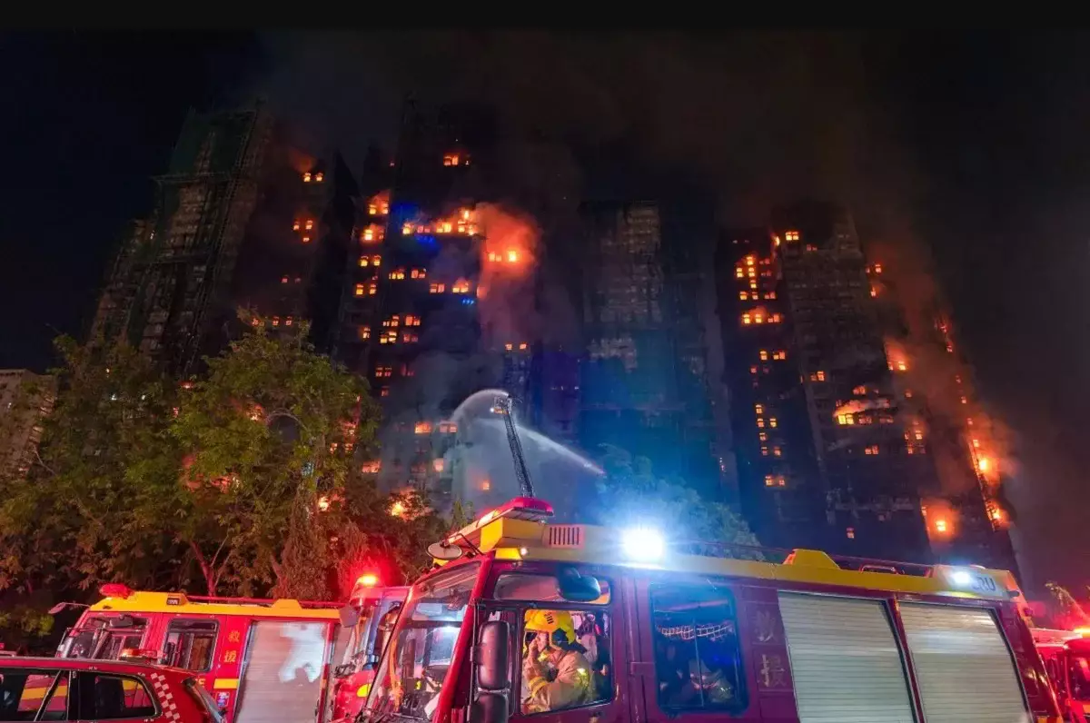 Гонконгтағы ірі өрт: 13 адам көз жұмды