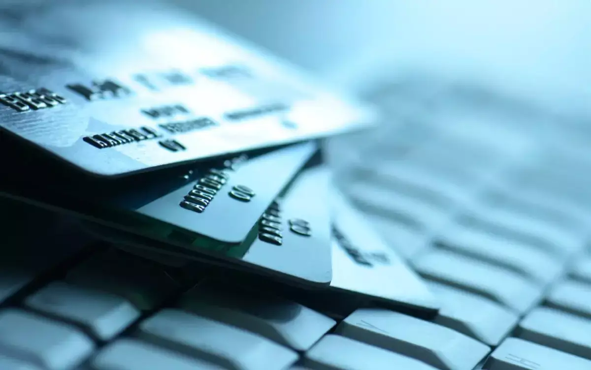 В Казахстане запретят брать кредиты сразу в нескольких банках: один банк — один кредит в час - новости на Lada.kz 26.11.2025