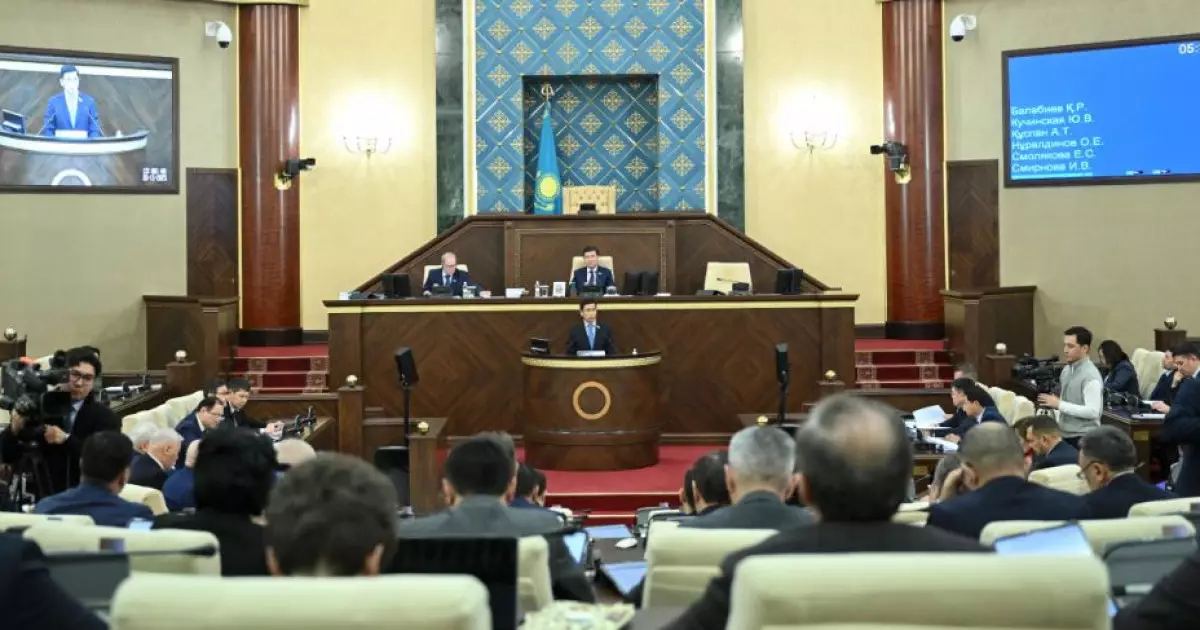   Дәрігерлерді қорғауға қатысты заң бірінші оқылымда мақұлданды   