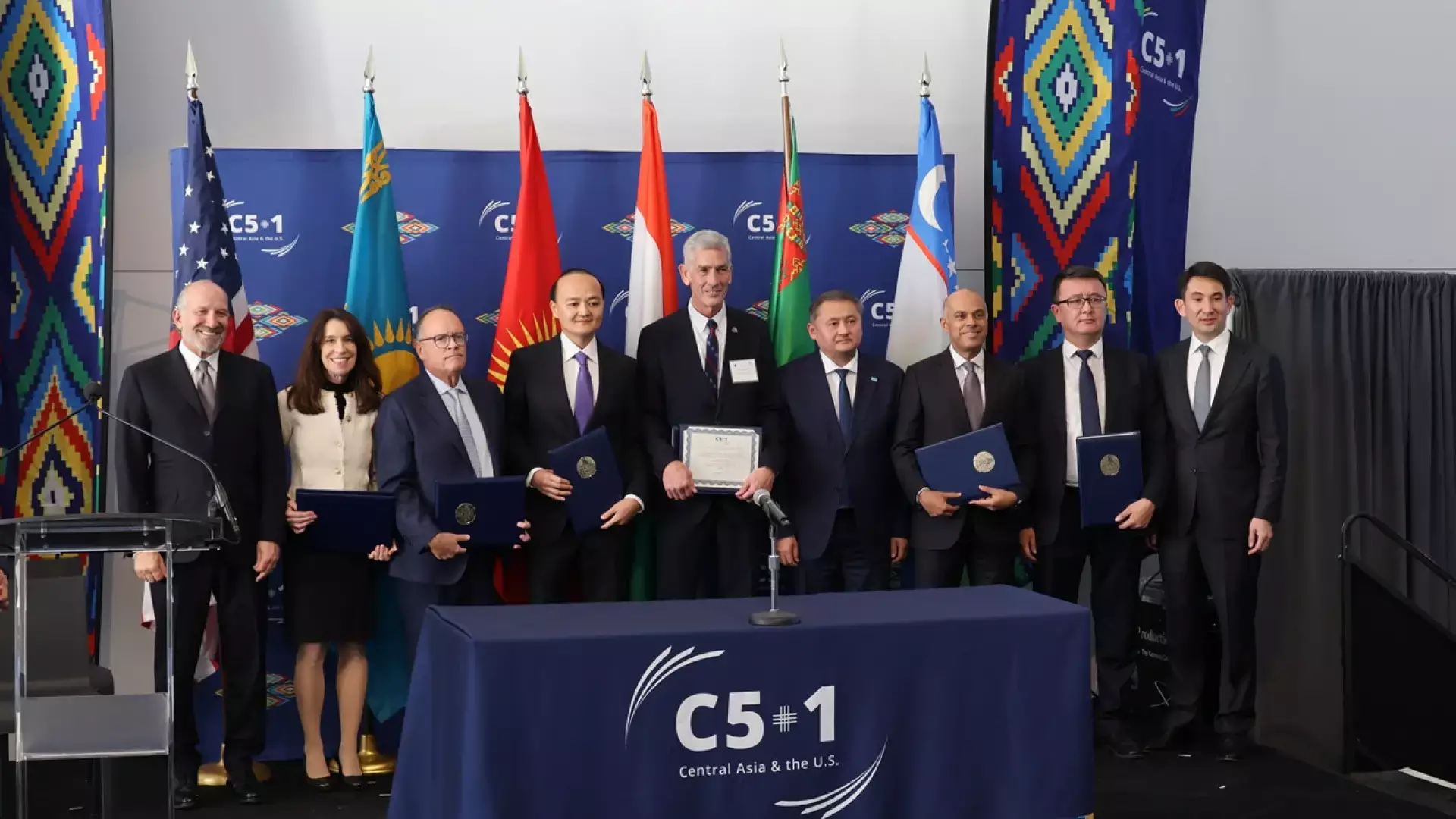 ASU расширяет глобальное влияние в Центральной Азии через новые партнерства в Казахстане.