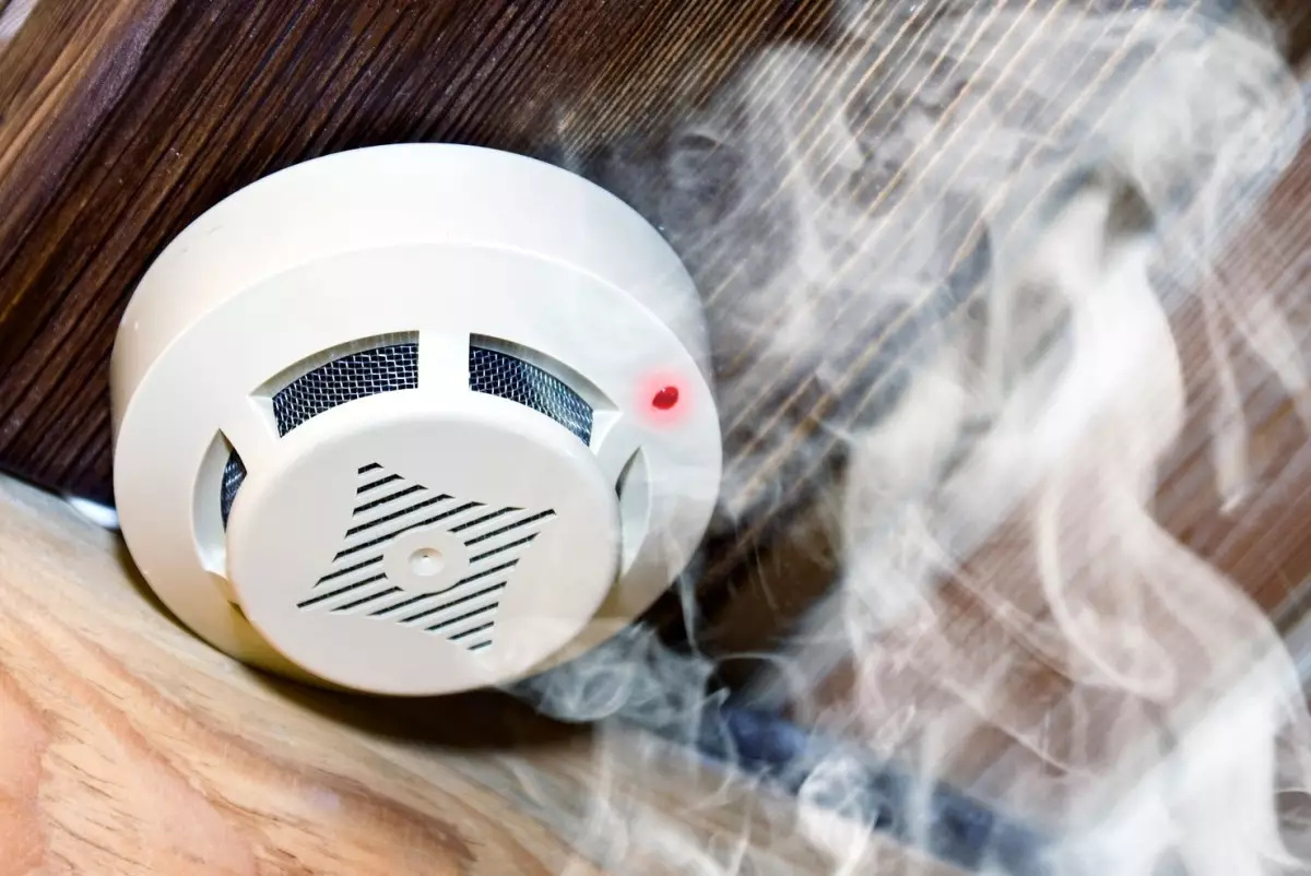 В СКО автономный пожарный извещатель спас многодетную семью