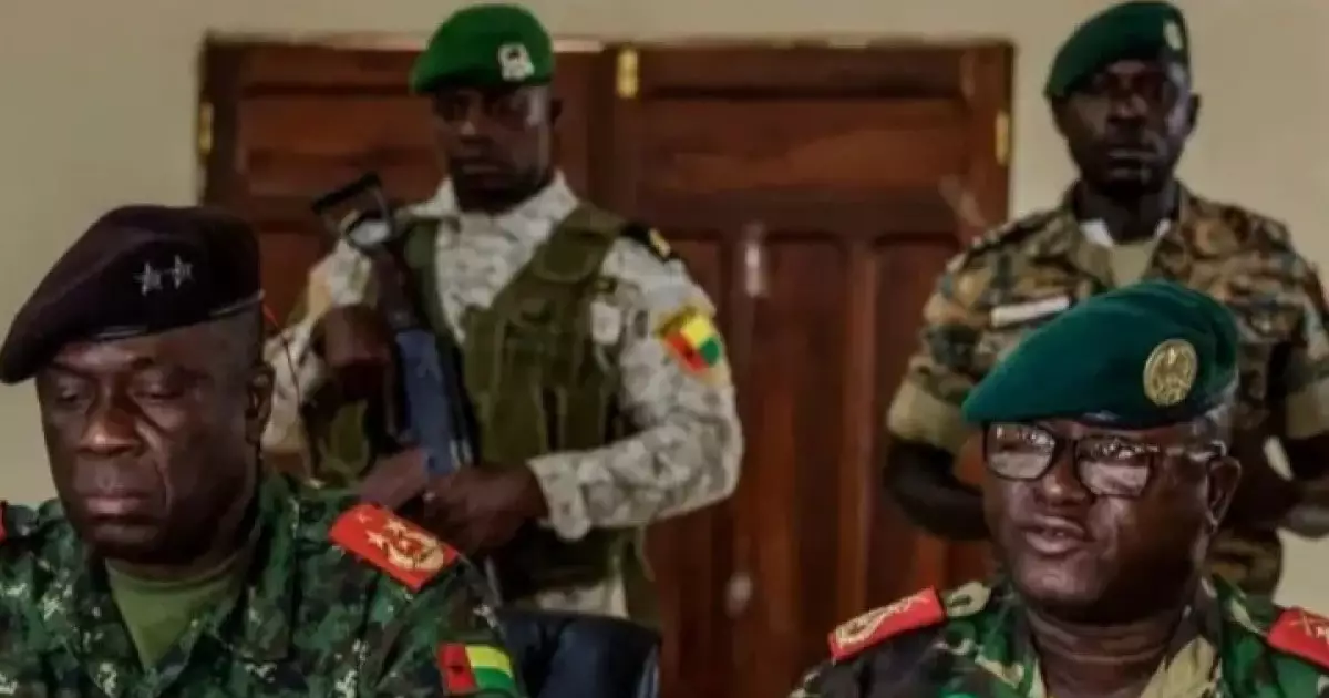  Гвинея-Бисауда әскерилер төңкеріс жасады 