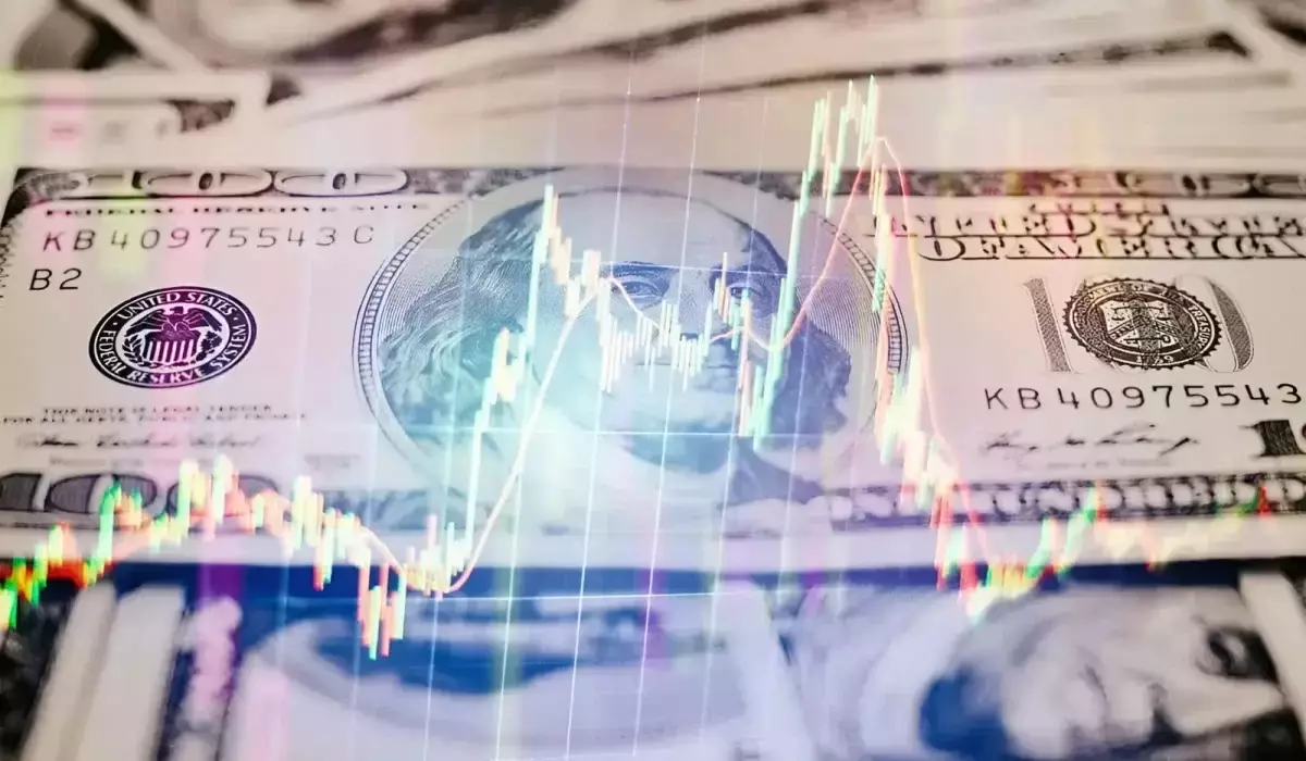 Курсы валют в Казахстане: доллар и евро снова сместились