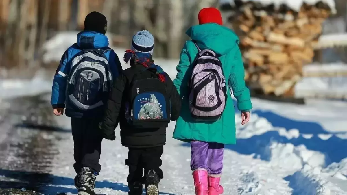 Алматыда қайырымдылық қорының басшысы 15 жастағы баланы пайдаланған