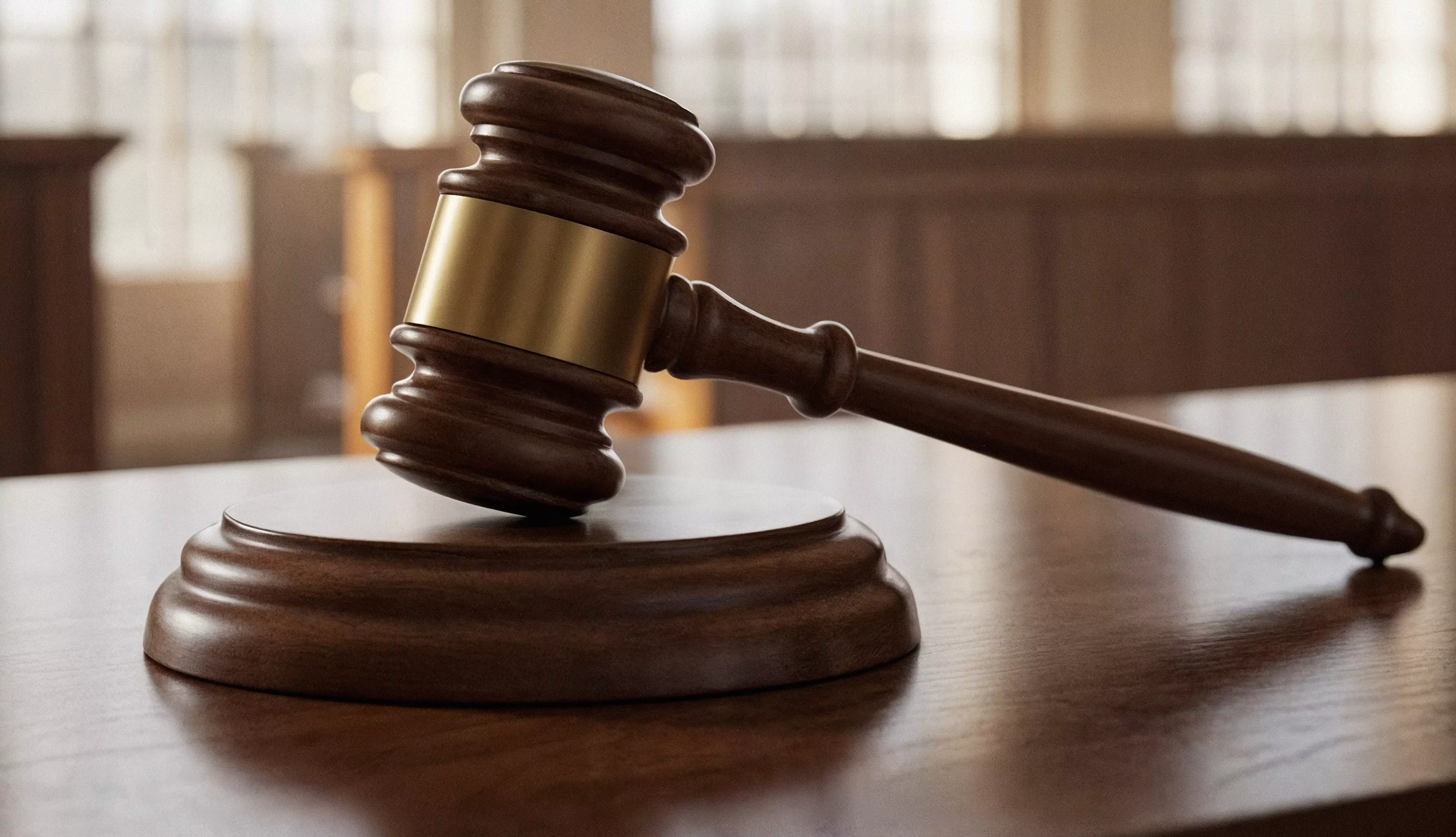 Попытку ввоза крупной партии наркотиков пресекли в аэропорту Алматы