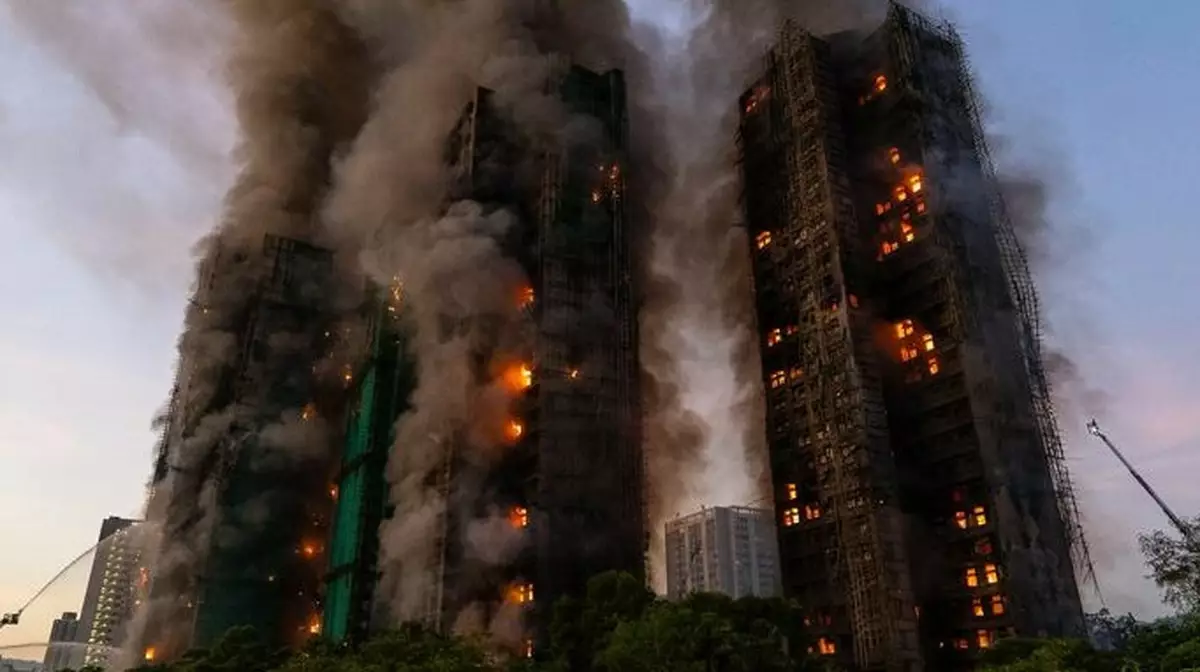 Токаев выразил соболезнования Си Цзиньпину из-за пожара в Гонконге