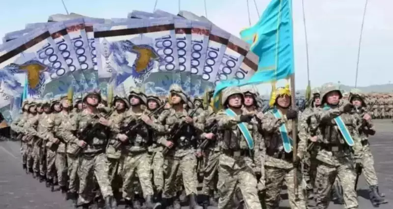 Оборона Казахстана существует лишь на бумаге: эксперт разнёс военных начальников