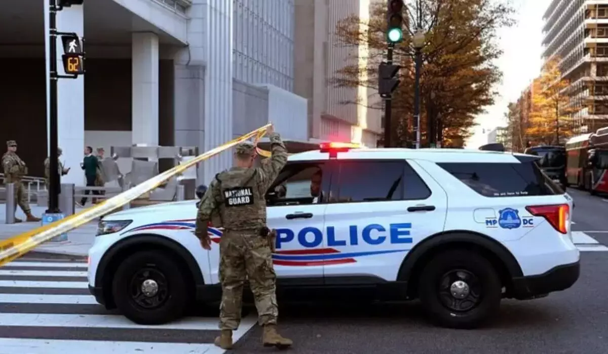 Стрельба возле Белого дома в центре Вашингтона: двое нацгвардейцев в критическом состоянии