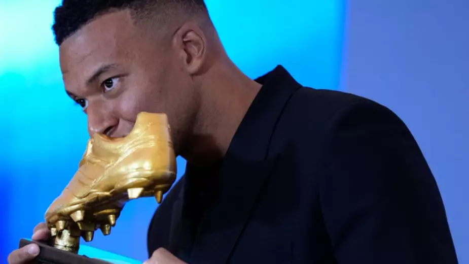 Килиан Мбаппе установил новый рекорд в Лиге чемпионов