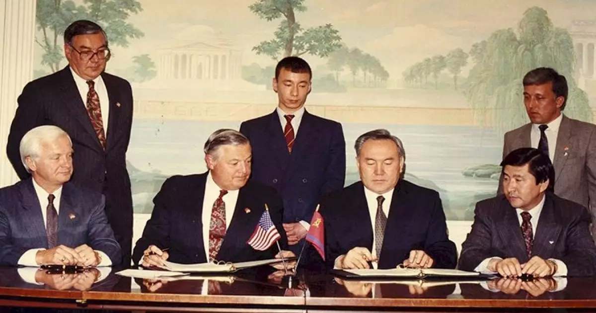  Тәуелсіздік кезеңіндегі Қазақстан: қауіпсіздік, диалог және жаһандық жауапкершілік 