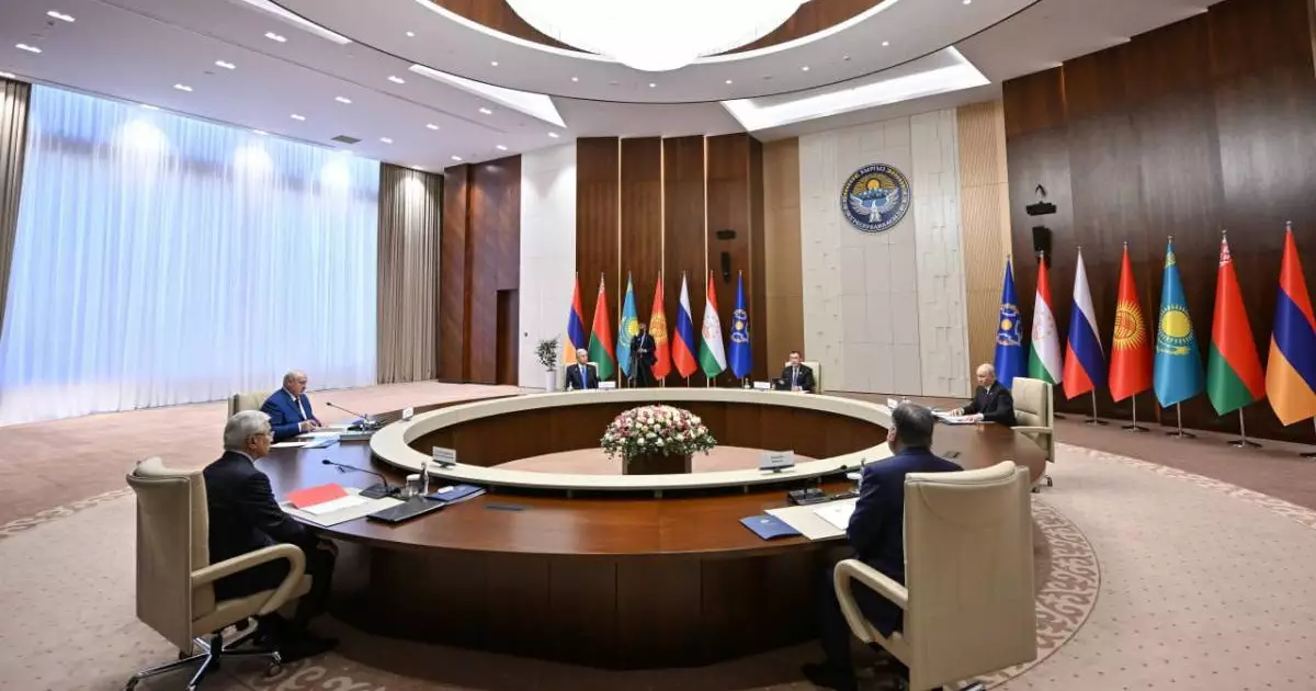  Мемлекет басшысы ҰҚШҰ Ұжымдық қауіпсіздік кеңесінің шағын құрамдағы отырысына қатысты 