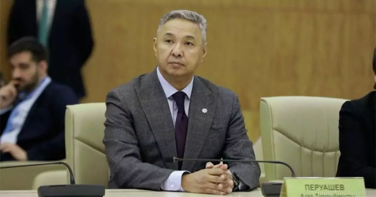  Перуашев опроверг, что плакал по Назарбаеву 