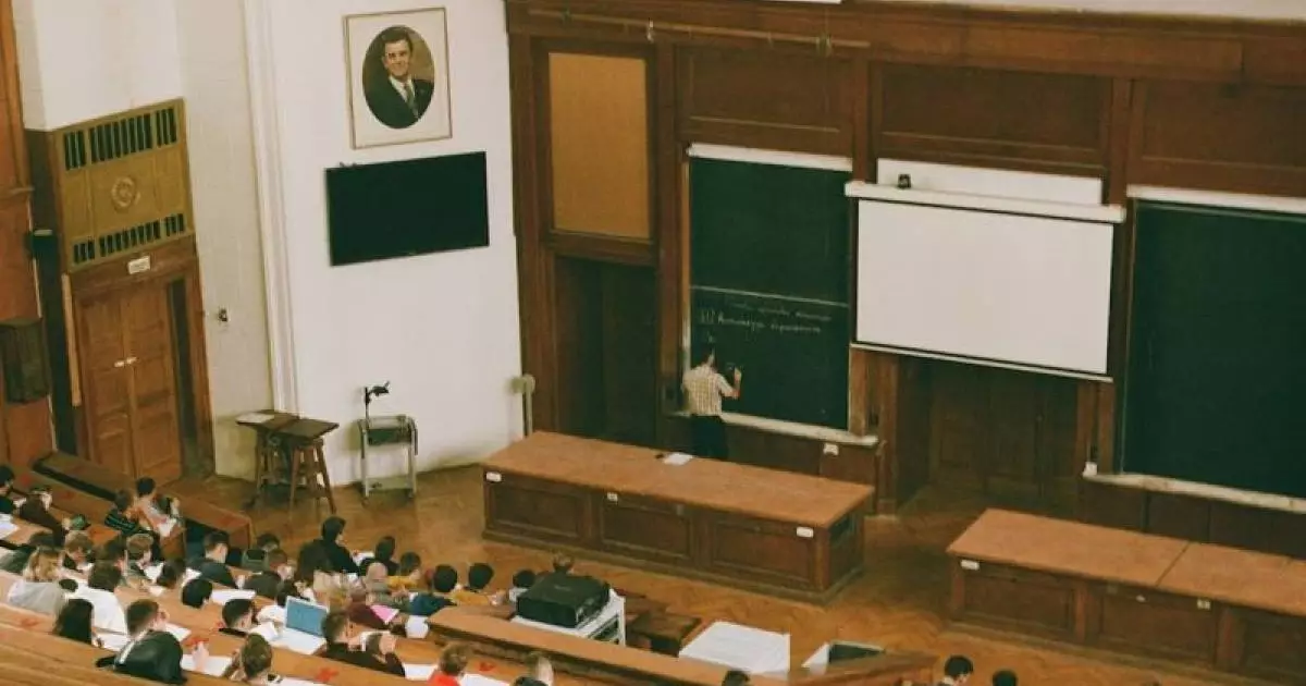  Пять колледжей Казахстана обучали студентов без лицензии 