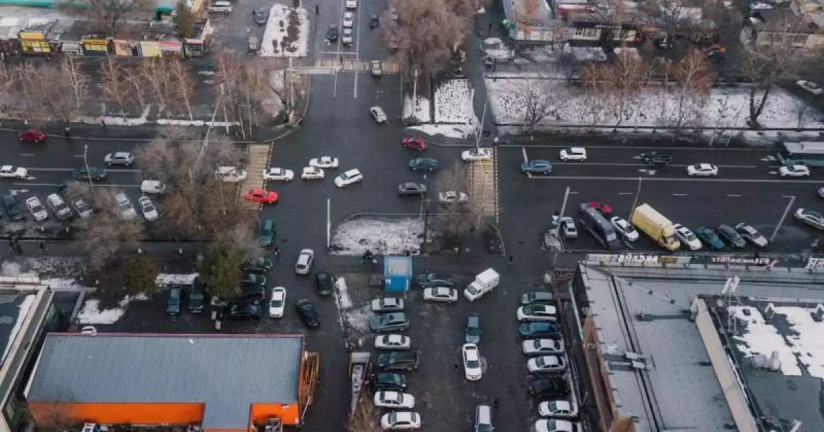  `Стоят там, где нравится`. Досаев высказался об алматинских таксистах 