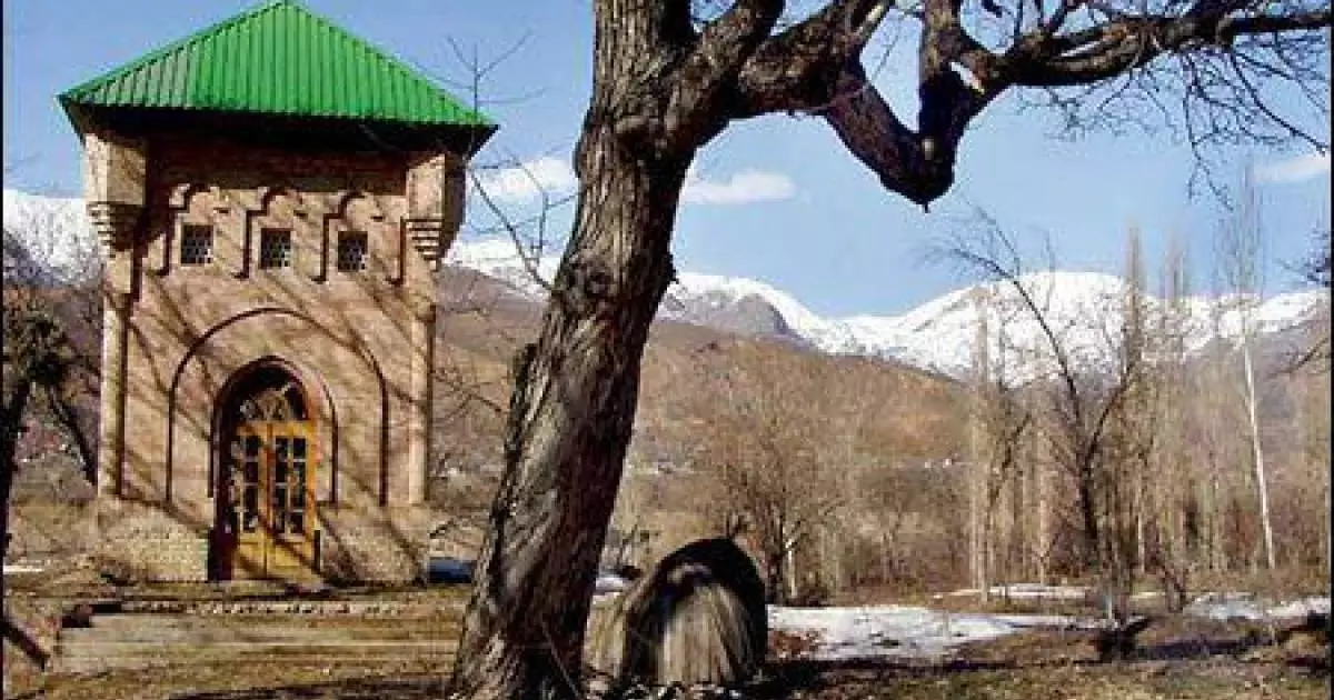  Место поклонения - Мавзолей  Шейха Умара Вали 