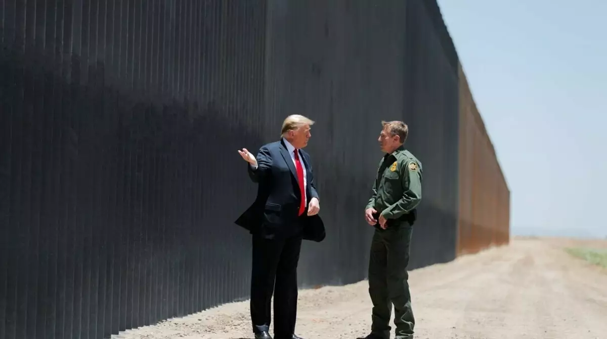 Трамп пообещал депортации после стрельбы у Белого дома