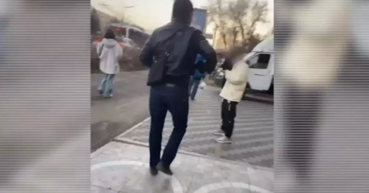  «Полицейміз» деп Қытай азаматтарының 5,5 млн теңгесін тартып алғандар ұсталды 