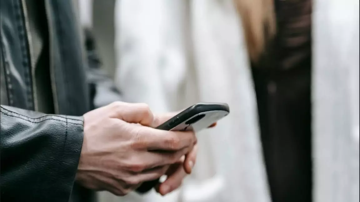 Үш бірдей мобильді байланыс операторы бағаны көтермекші