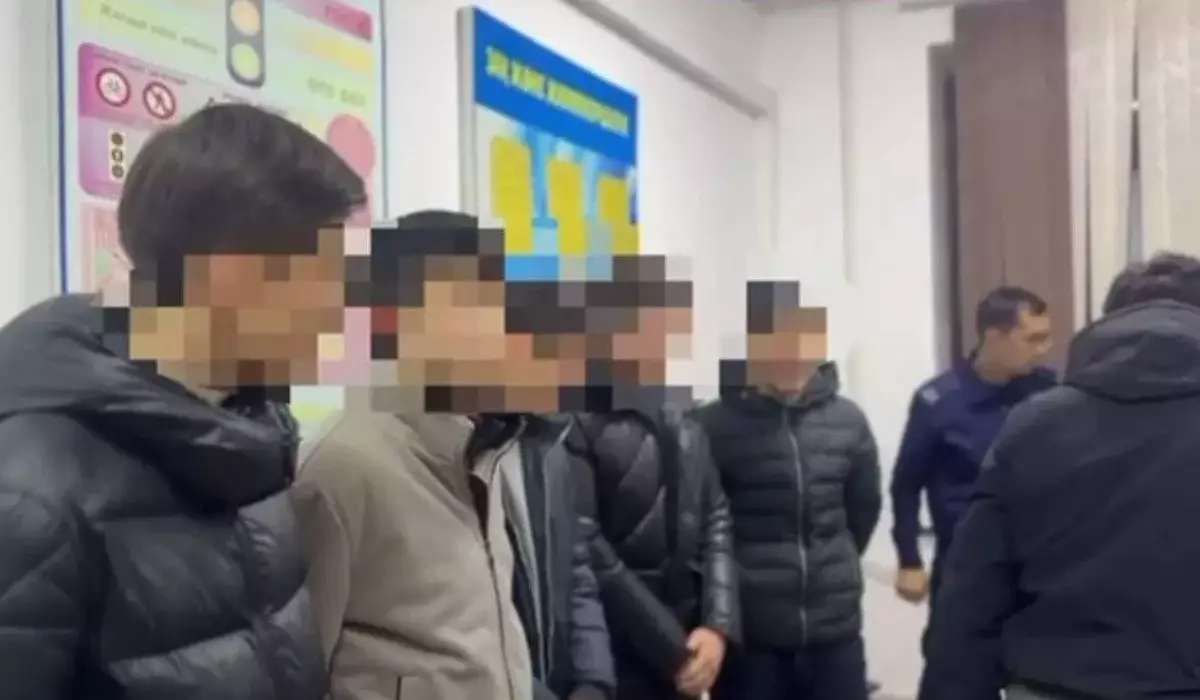 Талдықорғанда досын туған күнімен құттықтап барған жеті ұл полиция бөлімшесінен бір-ақ шықты