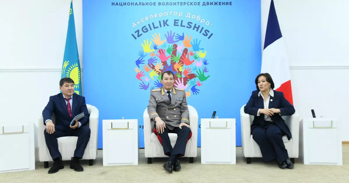   Абай университетінде «Заң және тәртіп» бастамасы аясында  кездесу өтті   