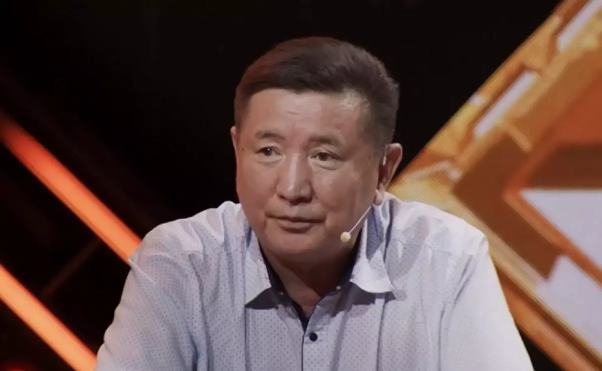 «Мұндайды бұрын естімегенмін»: Актер Бекжан Тұрыс 400 мың доллардан неге бас тартқанын айтты (ВИДЕО)