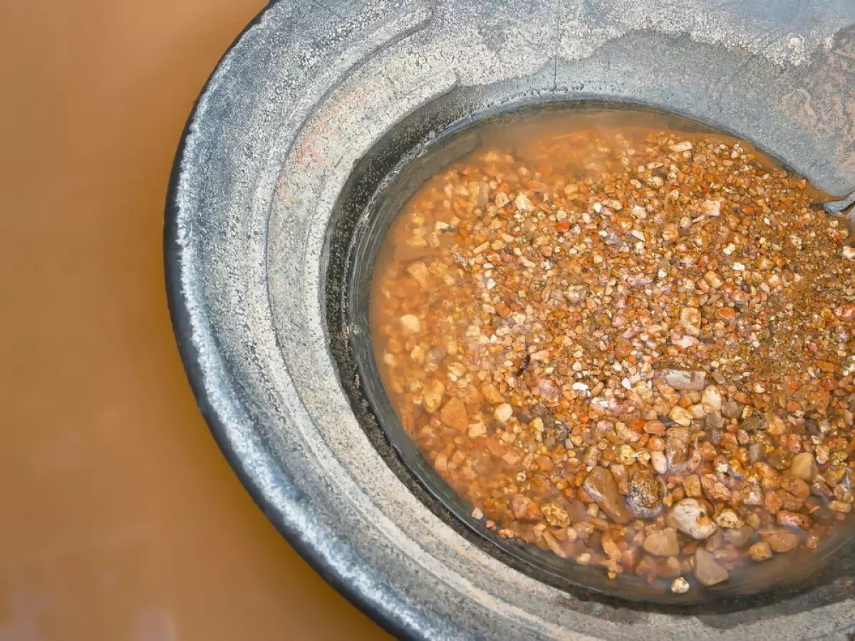 Криминальный бизнес: полиция выявила незаконный оборот золота в Акмолинской области