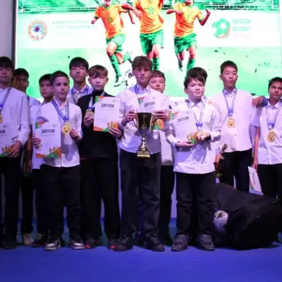 В Алматы состоялась церемония награждения победителей городского чемпионата по футболу «Балалар Футбол Лигасы»
