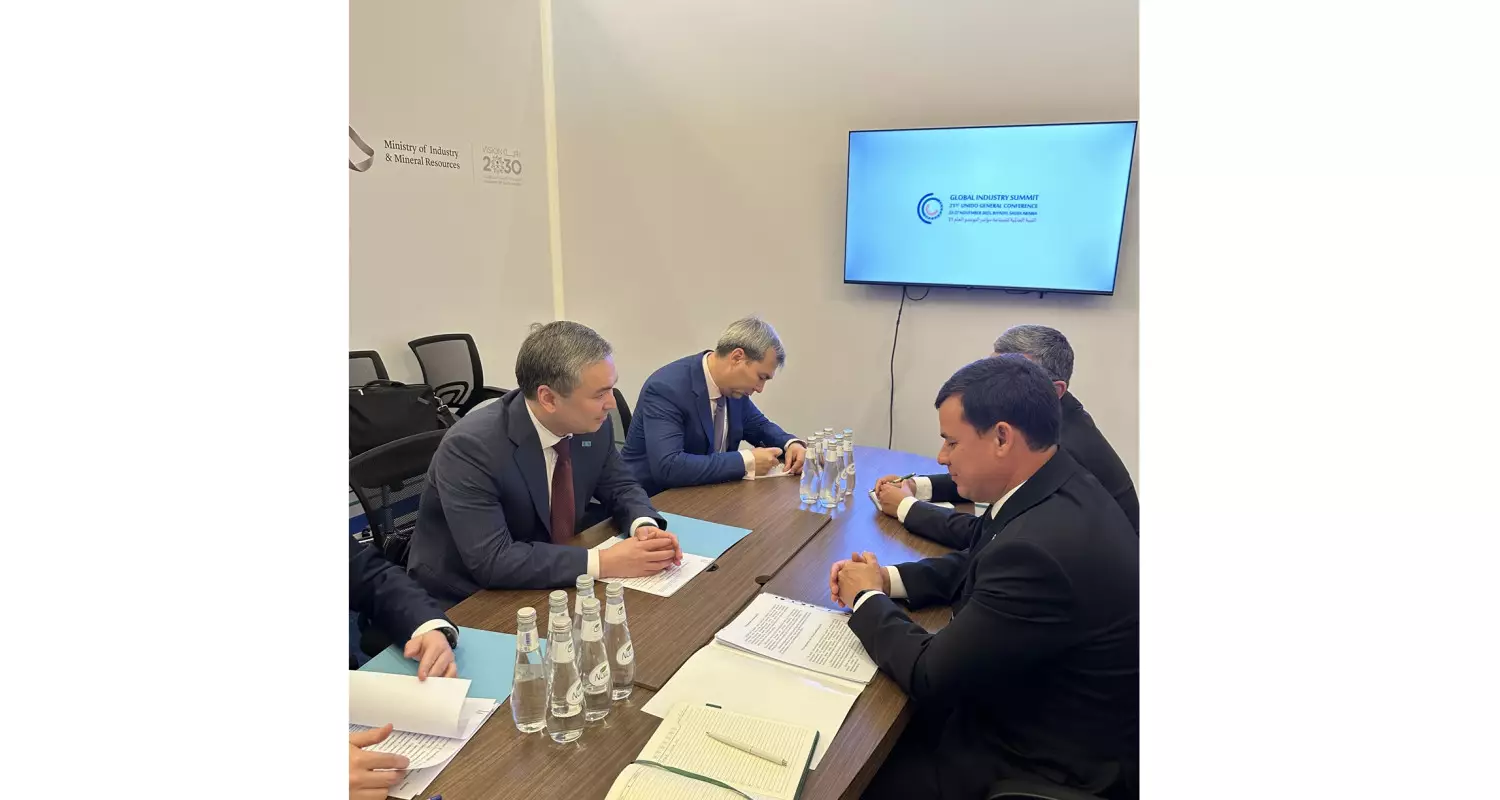 Туркменистан изучает потенциал сотрудничества с Казахстаном в стекольной промышленности.