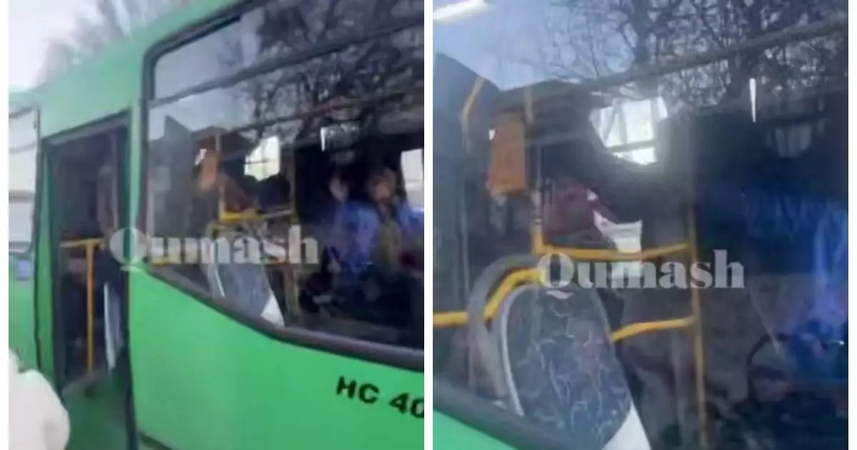  Алматыда жолаушы автобус жүргізушісіне шабуыл жасады (ВИДЕО) 