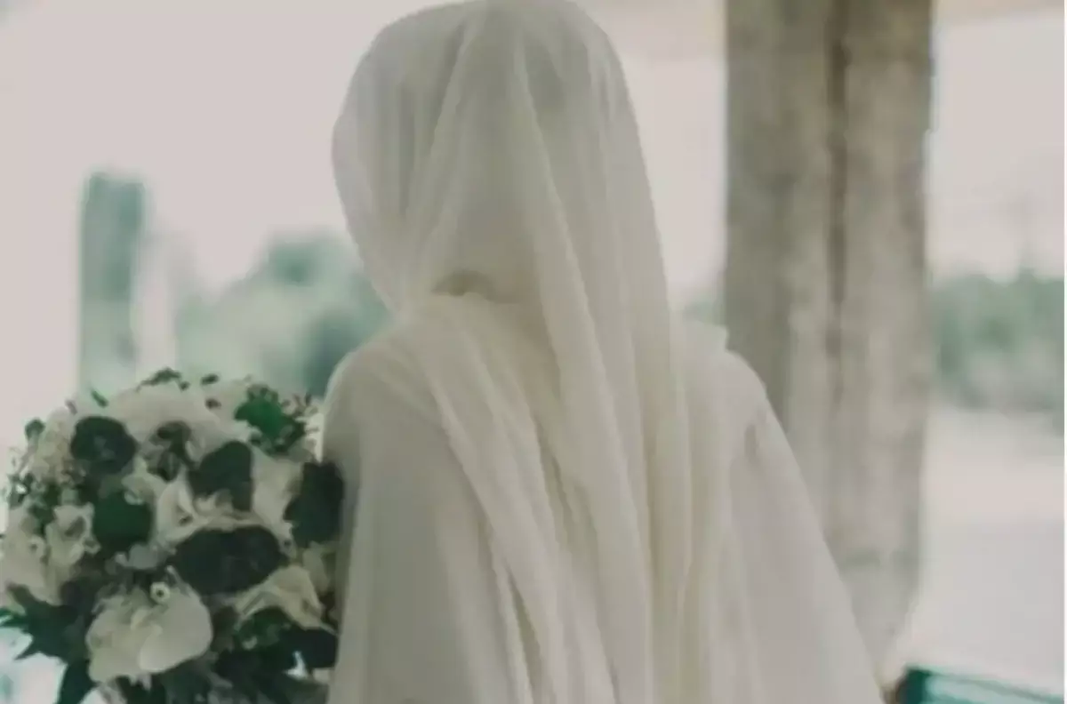 Свадебный скандал в Казахстане: отказ поклониться старшей сестре мужа довёл до судебного разбирательства - новости на Lada.kz 27.11.2025