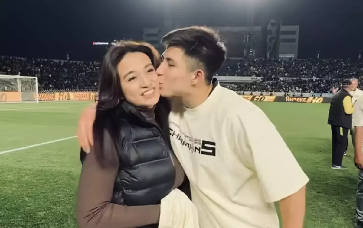 Қазақстандық футболшы тарихи голын анасына арнады