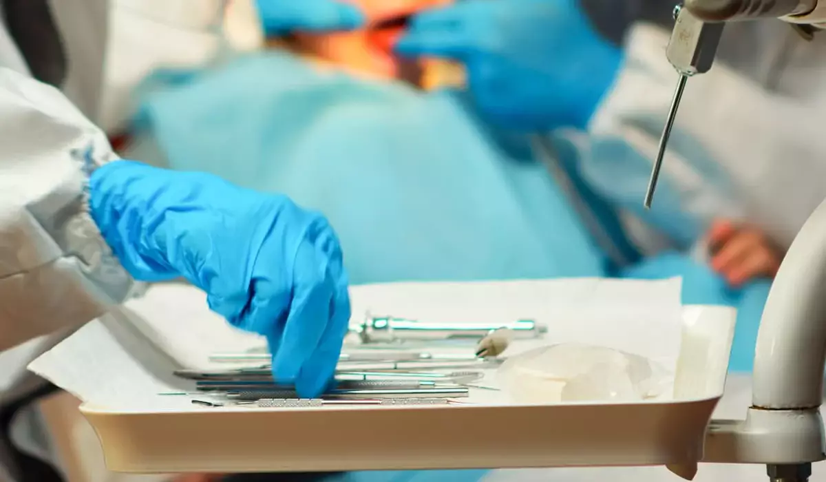 Смерть девочки в стоматологии в Астане: администраторы клиники бегали по аптекам в поисках адреналина