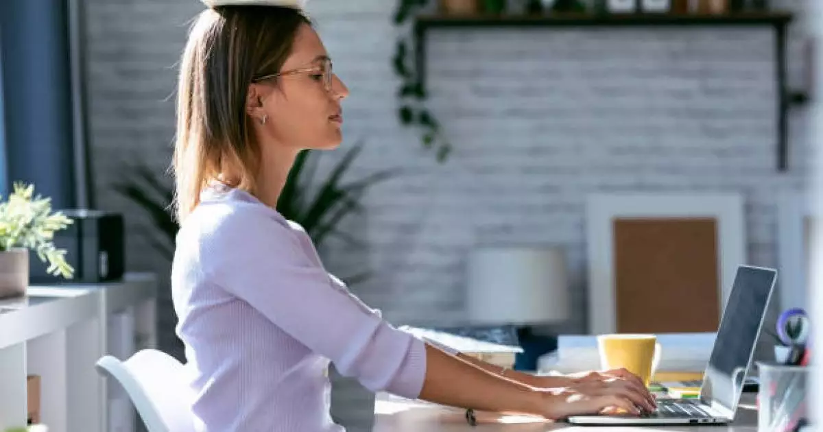  AirPods енді сіздің тік жүруіңізді қадағалай алады 