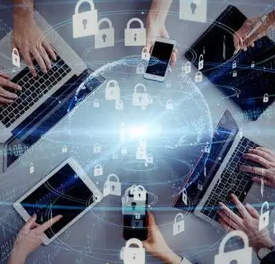 Дипфейки, дропперы и интернет-мошенники: эксперты рассказали о важности цифровой гигиены