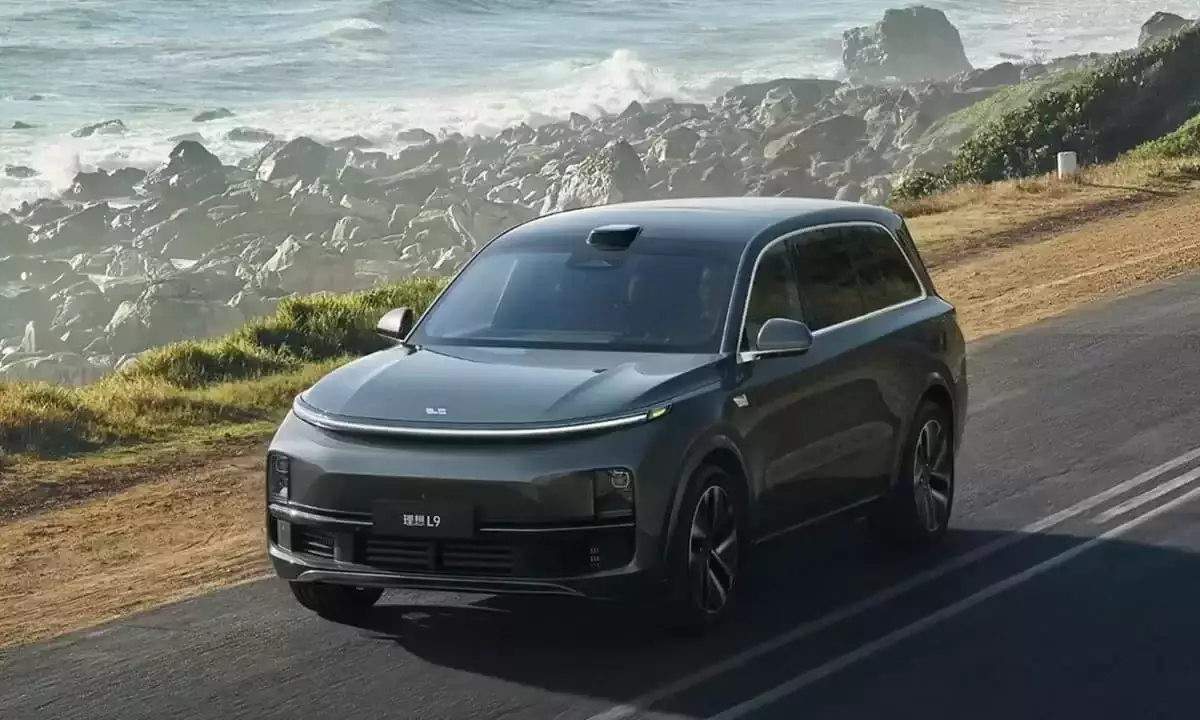 Li Auto уходит в минус: электрокар загорелся — продажи рухнули