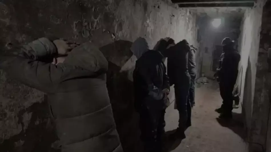 Полиция Ақмола облысында жасырын алтын өндіретін цехты әшкереледі