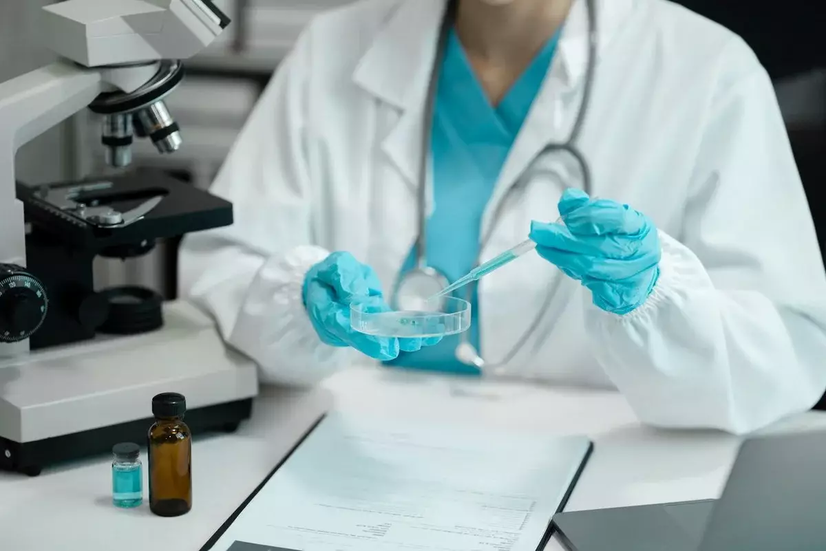 Названа причина смерти семьи с двумя детьми из ФРГ в Стамбуле