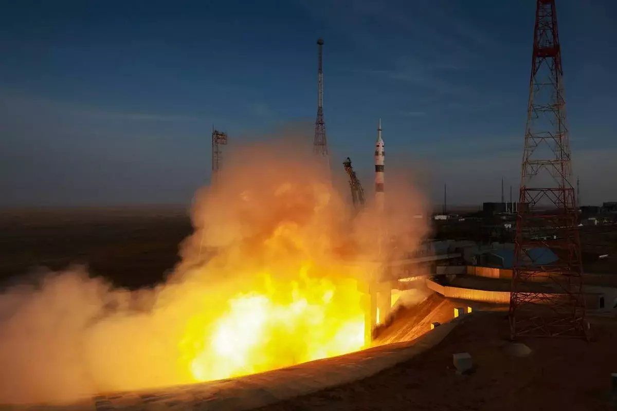 Повреждение стартовой площадки при запуске ракеты с Байконура пояснили в «Роскосмосе»