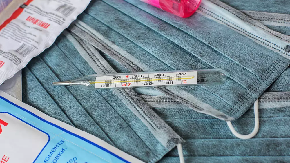 Минздрав сравнил текущую эпидситуацию с пандемией COVID-19 и дал советы казахстанцам