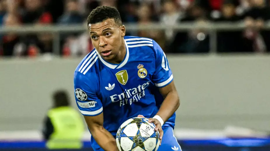 Мбаппе, Райс и Витинья - в символической сборной тура Лиги чемпионов