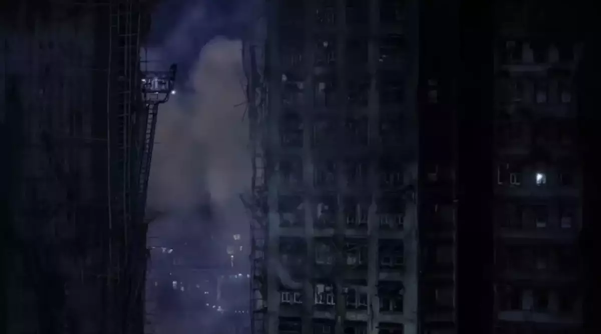 Гонконг тұрғын үйіндегі өрт: кемінде 94 адам қаза тапты