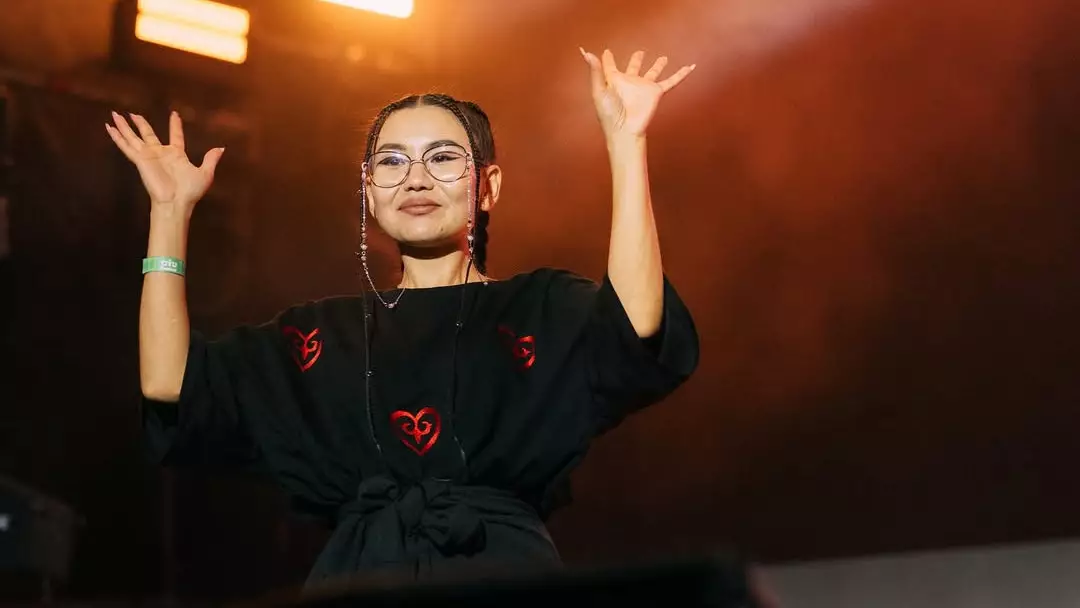 Сурдоаудармашы Айдана Жапарова: Ым-ишара тілі – эмоцияның, ритмнің, энергияның тілі