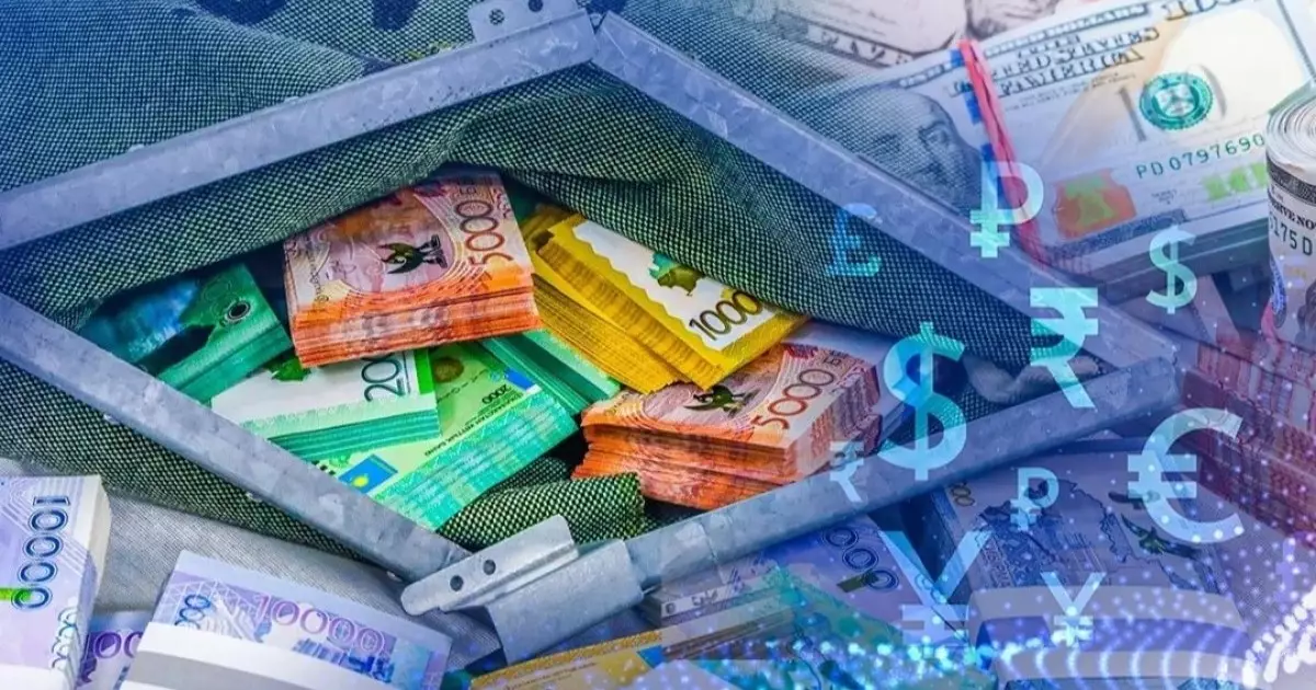  Апта аяғында доллар қаншадан саудаланып жатыр? 