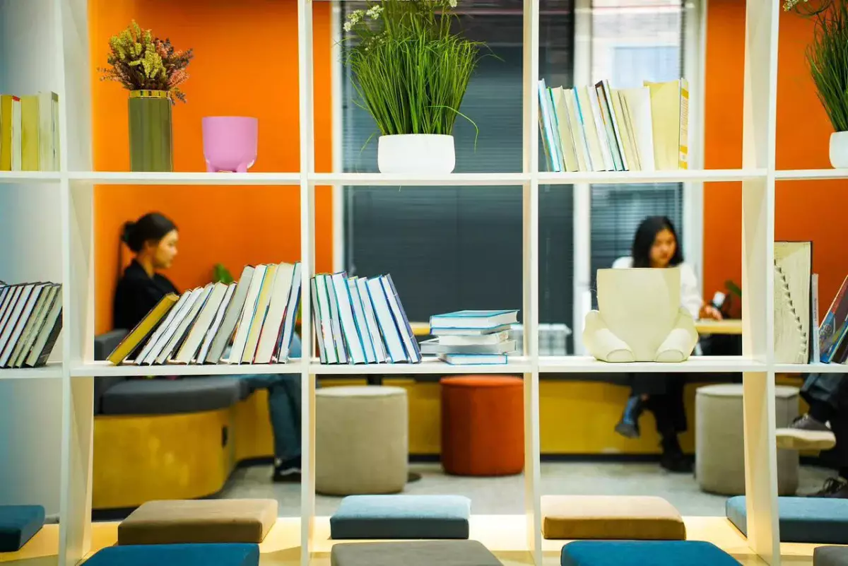 Более полумиллиона молодых людей посетили комьюнити-центры Алматы