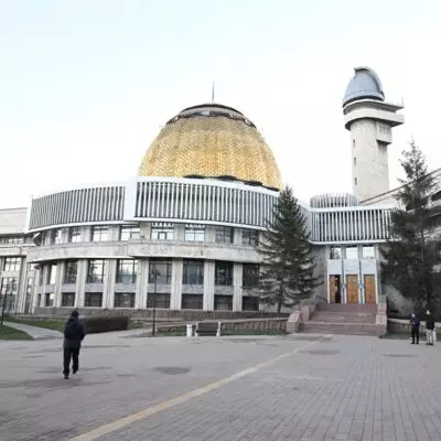 Дархан Сатыбалды ознакомился с деятельностью Дворца школьников и Музея Алматы