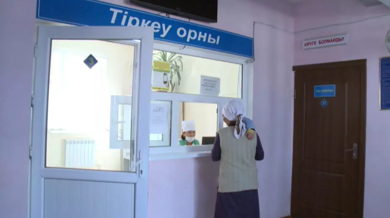 Больше 600 медобъектов построили в сёлах Казахстана