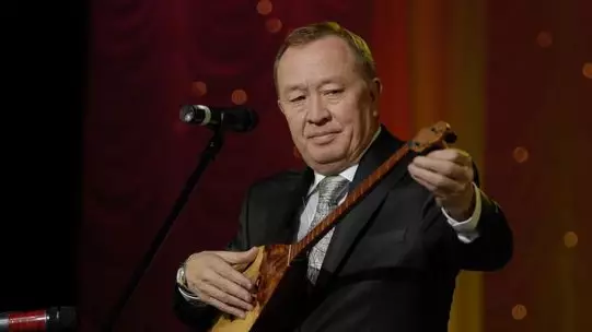 Алтынбек Қоразбаев ешкім білмейтін жүрек сырымен бөлісті