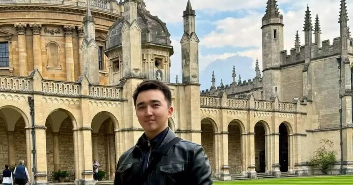  Оксфордта қазақ тілін үйретіп жүрген Дидар 