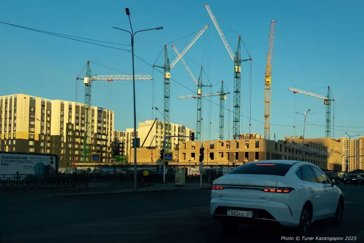 «Никогда не покупай на пике»: глава Нацбанка дал казахстанцам совет по покупке жилья