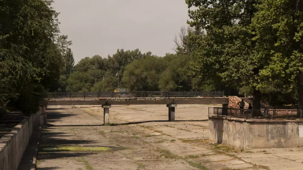 Просят еще 400 миллионов: реконструкция Большой Алматинки вызвала вопросы у депутатов